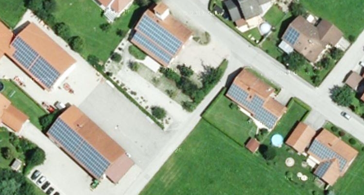 Bajorországi napelemes rendszerek - Kép: Google Earth